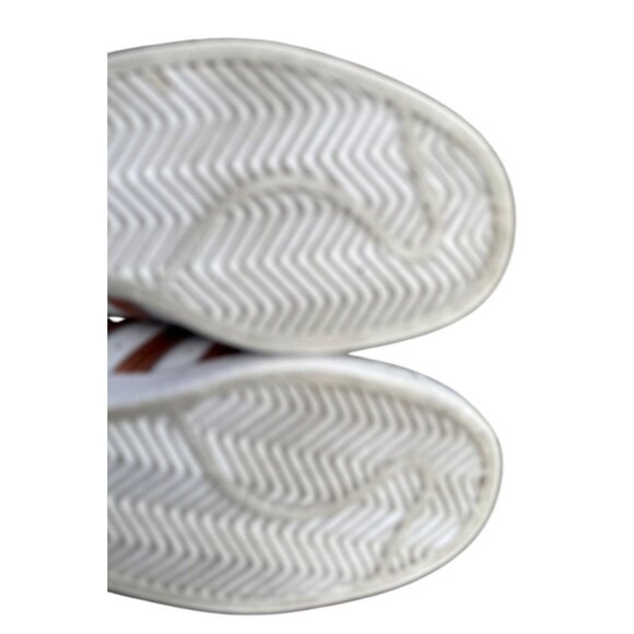 Adidas Superstar Women's Size US 7 white & Gold Classic Sneakers - Picture 9 of 10